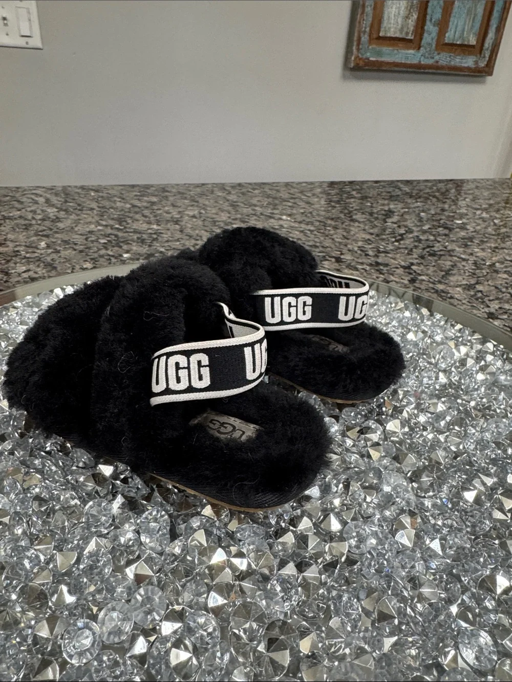 UGG great ship